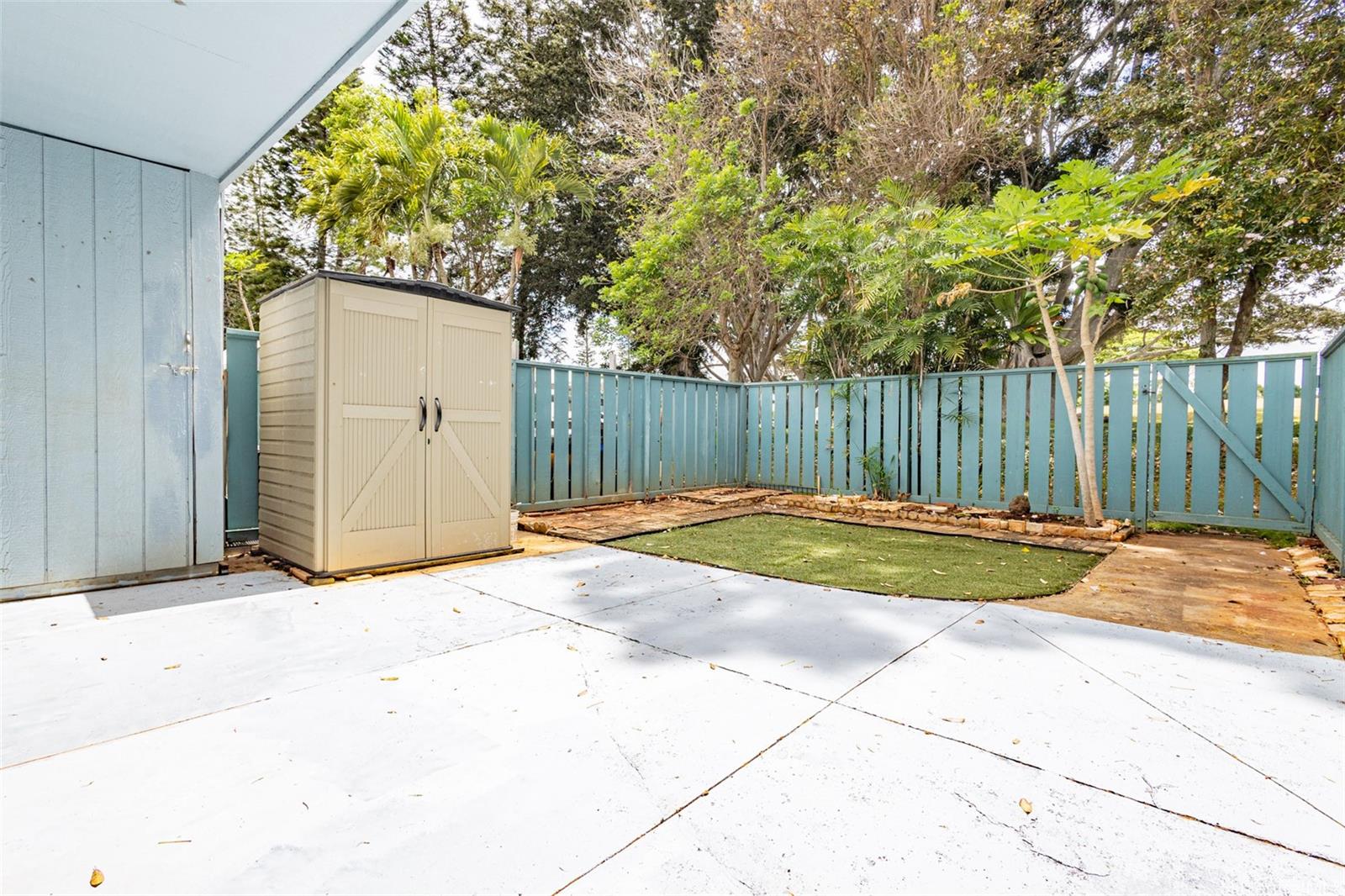 MTA townhouse # 213, Mililani, Hawaii - photo 19 of 25