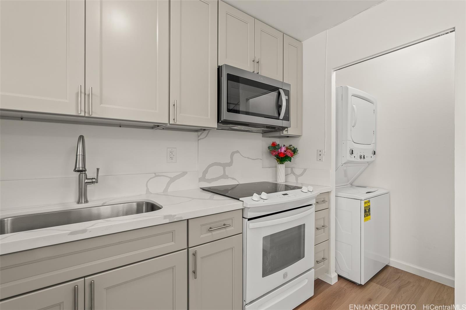 Mililani Town (MTA) townhouse # 120, Mililani, Hawaii - photo 5 of 18