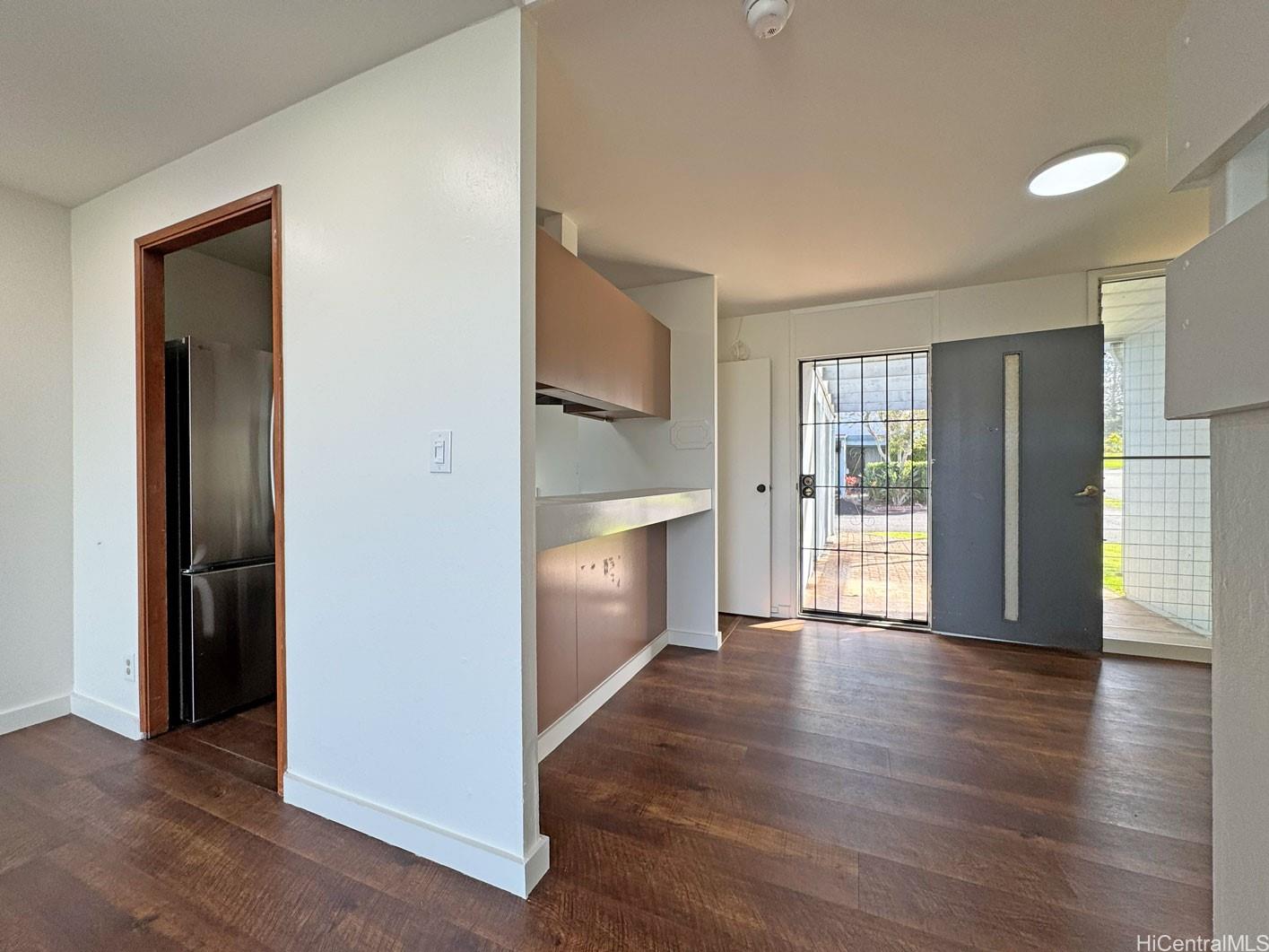 95-325 Kahikinui Ct Mililani - Rental - photo 3 of 23