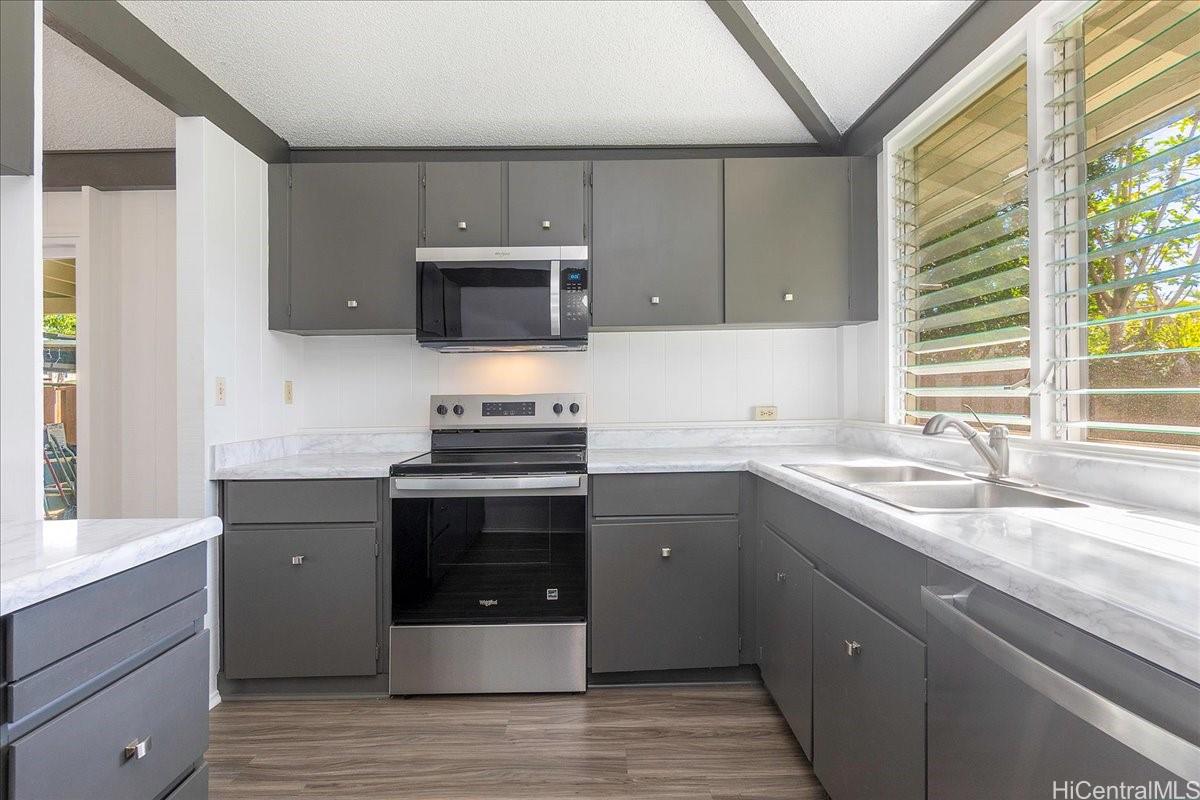 95-337  Pohina Place Mililani Area, Central home - photo 15 of 21