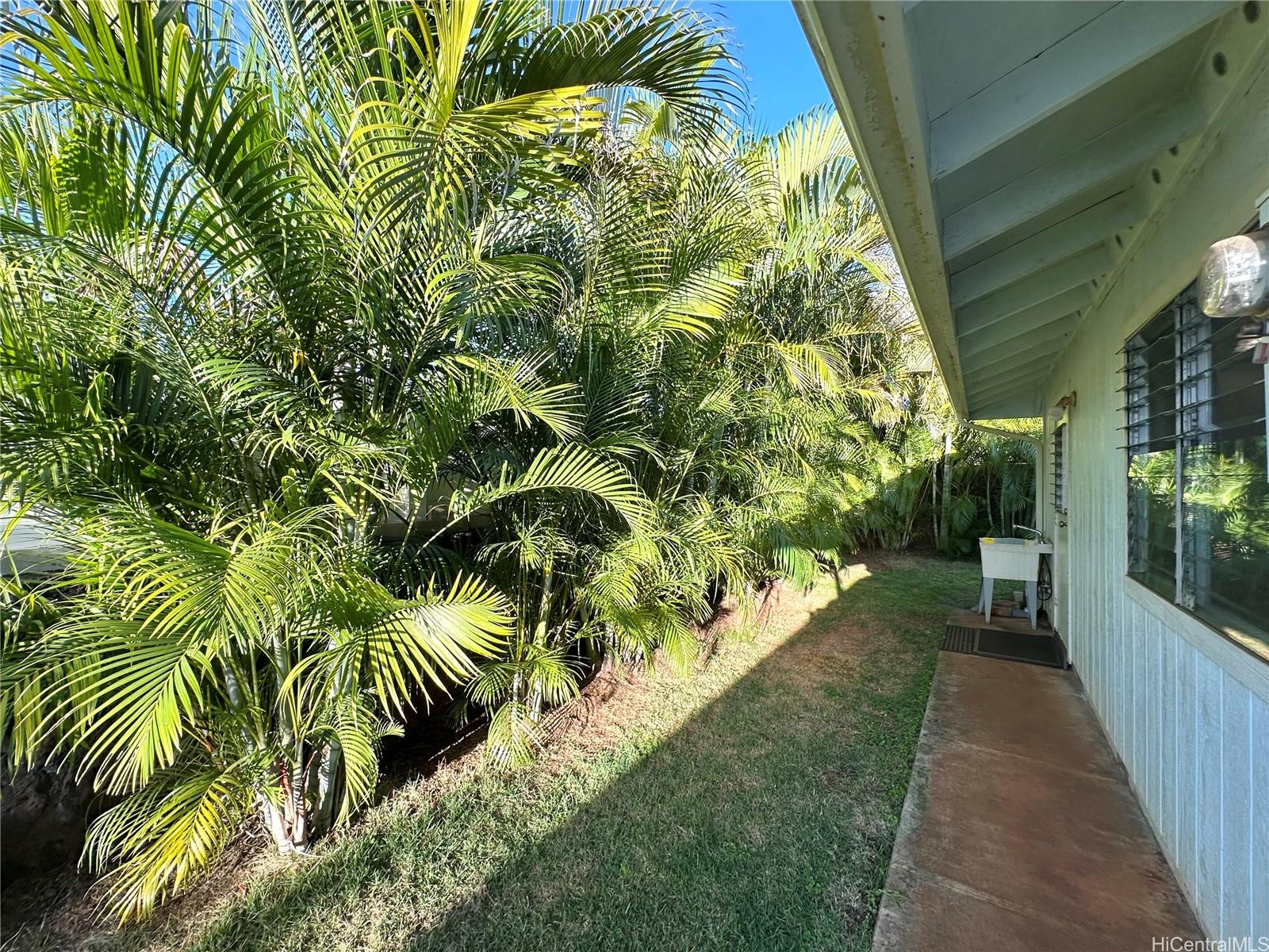 95-352  Lonomea Street Mililani Area, Central home - photo 20 of 21