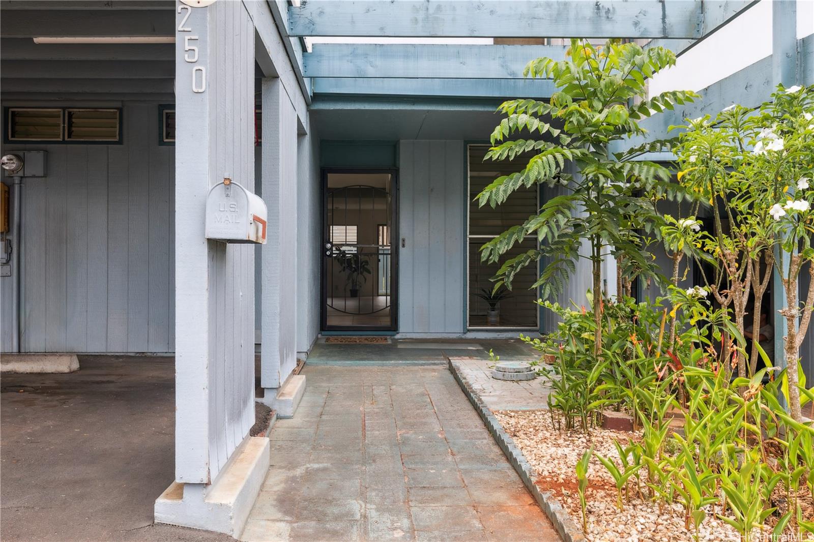 Mililani Town townhouse # 250, Mililani, Hawaii - photo 15 of 17