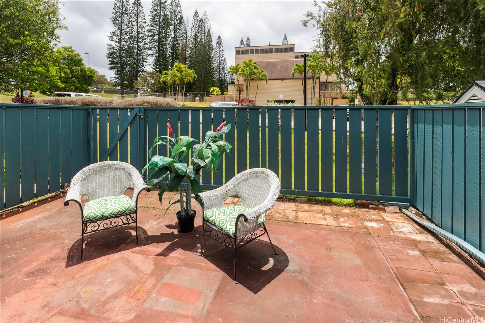 Mililani Town townhouse # 250, Mililani, Hawaii - photo 16 of 17