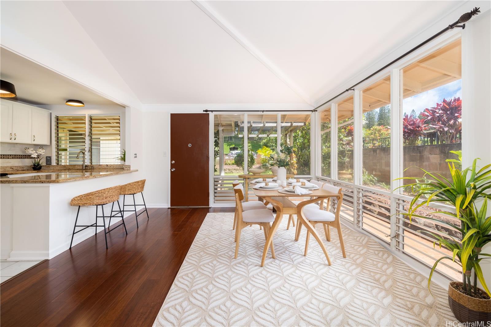 95-401  Ikaloa Street Mililani Area, Central home - photo 2 of 25