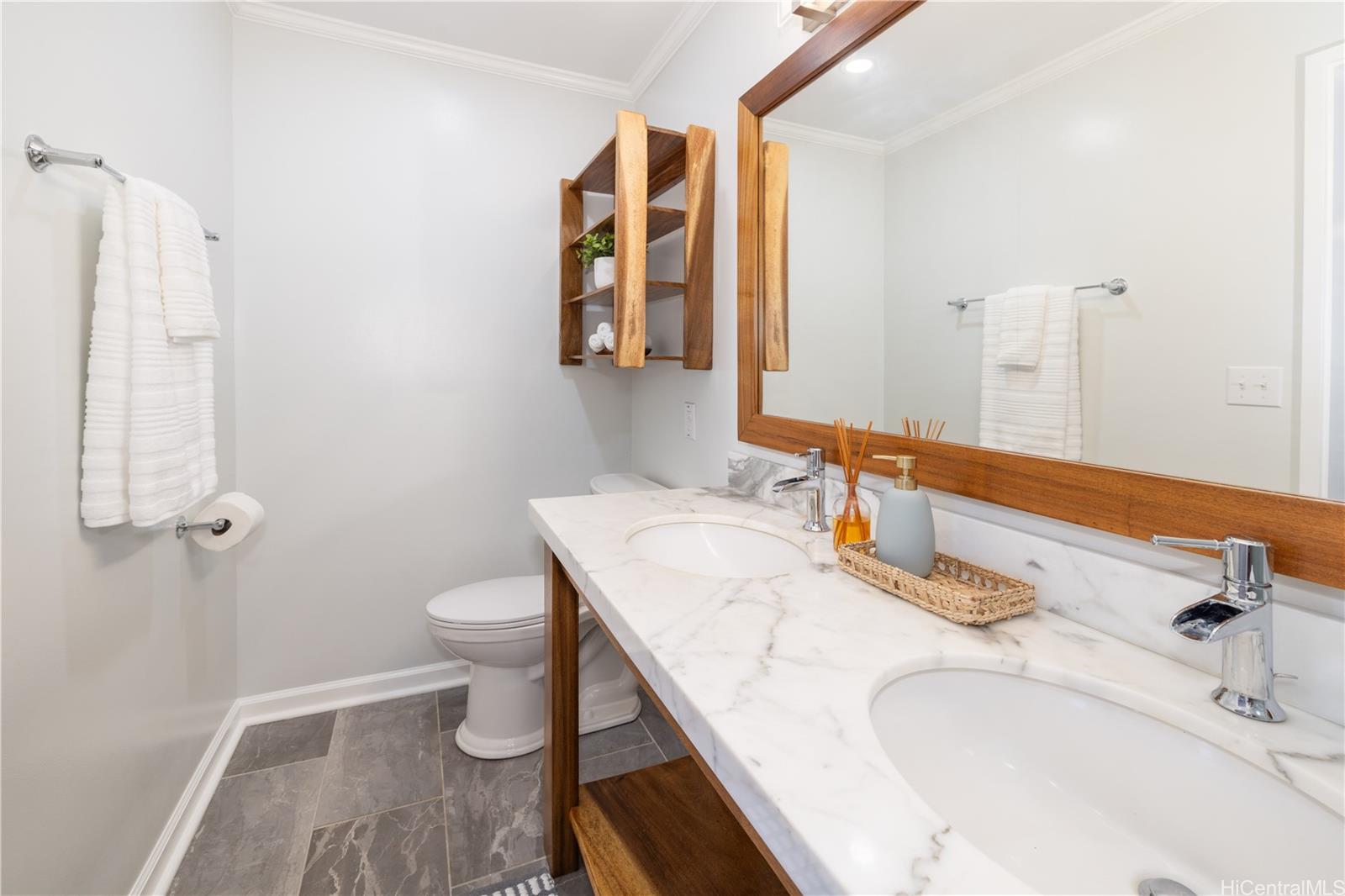 95-401  Ikaloa Street Mililani Area, Central home - photo 19 of 25