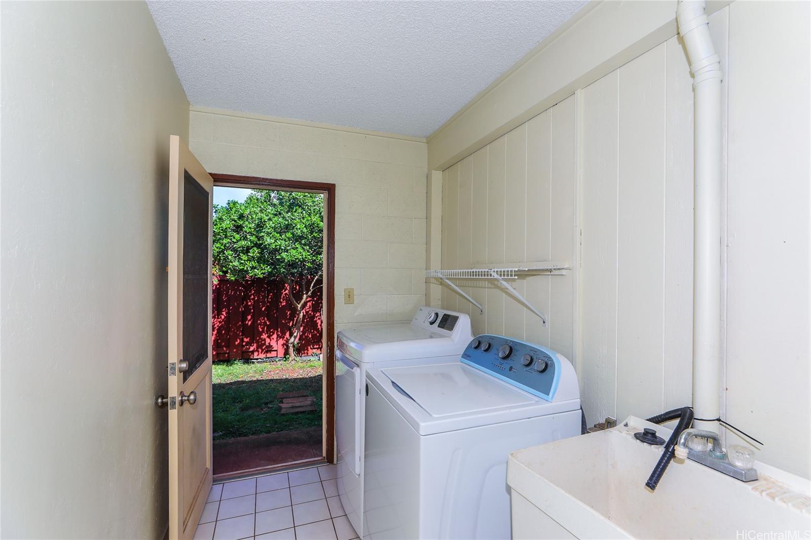 95-436  Kaawela Place Mililani Area, Central home - photo 15 of 25