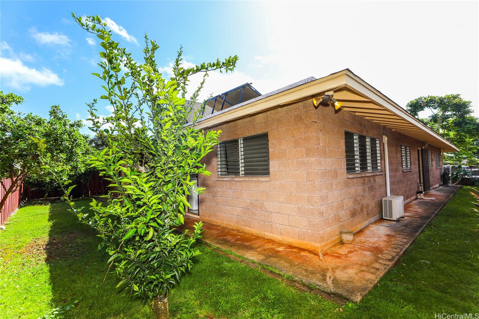 95-436  Kaawela Place Mililani Area, Central home - photo 24 of 25