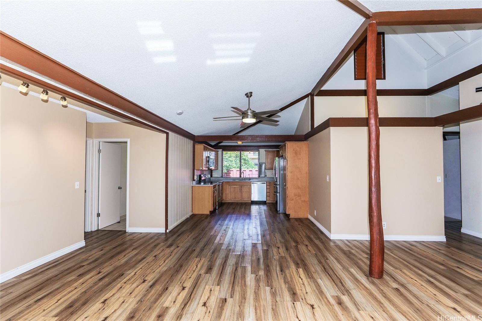 95-436  Kaawela Place Mililani Area, Central home - photo 4 of 25