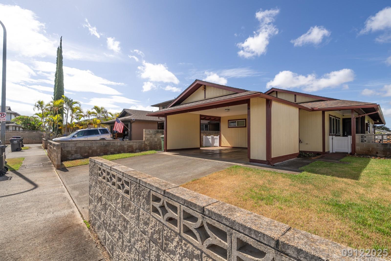95-491 Laupalai Place Mililani - Rental - photo 3 of 25