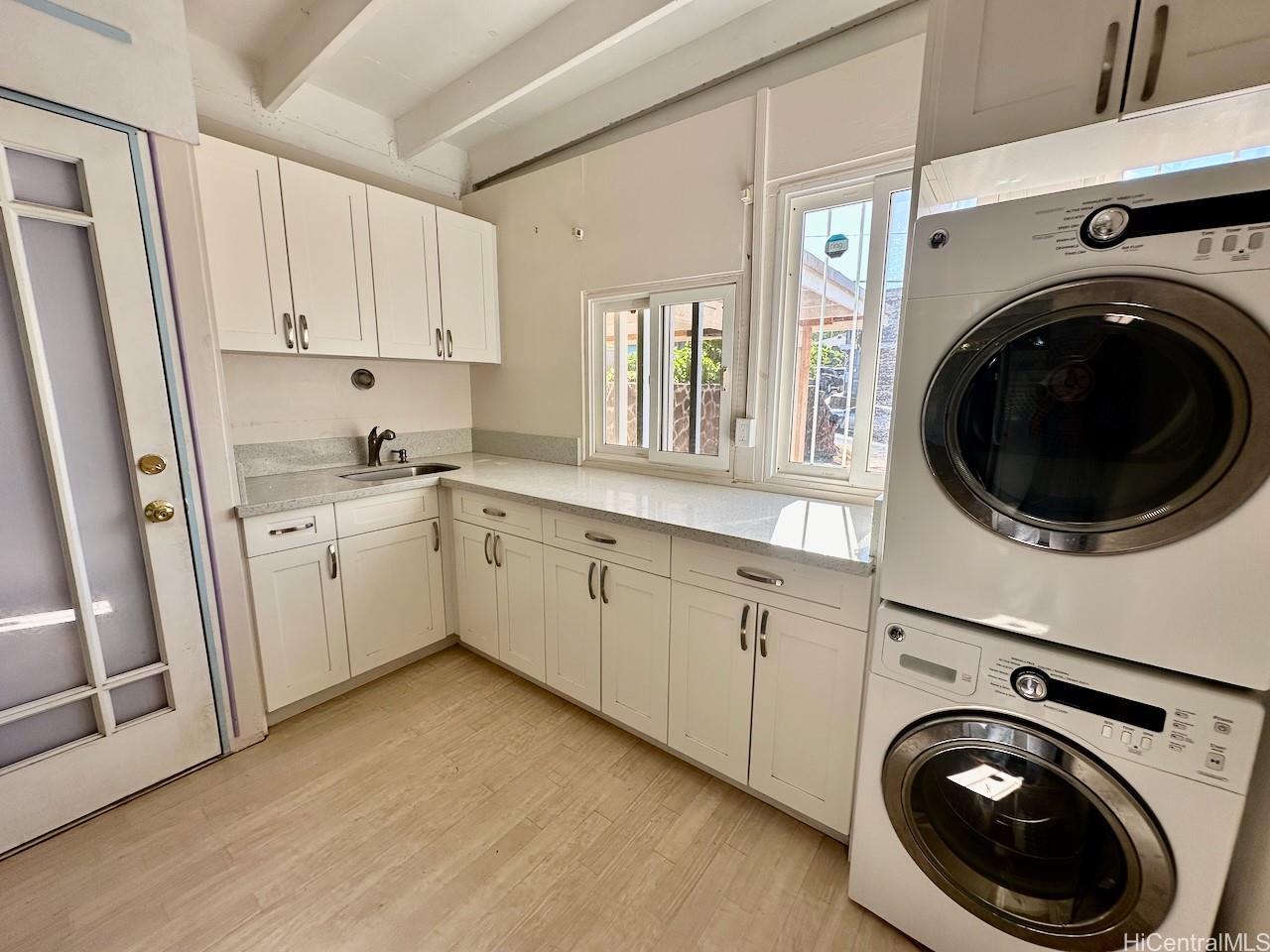 955 14th Ave Honolulu - Rental - photo 14 of 18