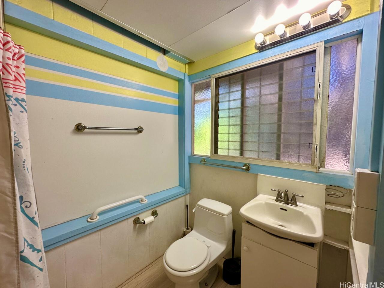 955 14th Ave Honolulu - Rental - photo 15 of 18