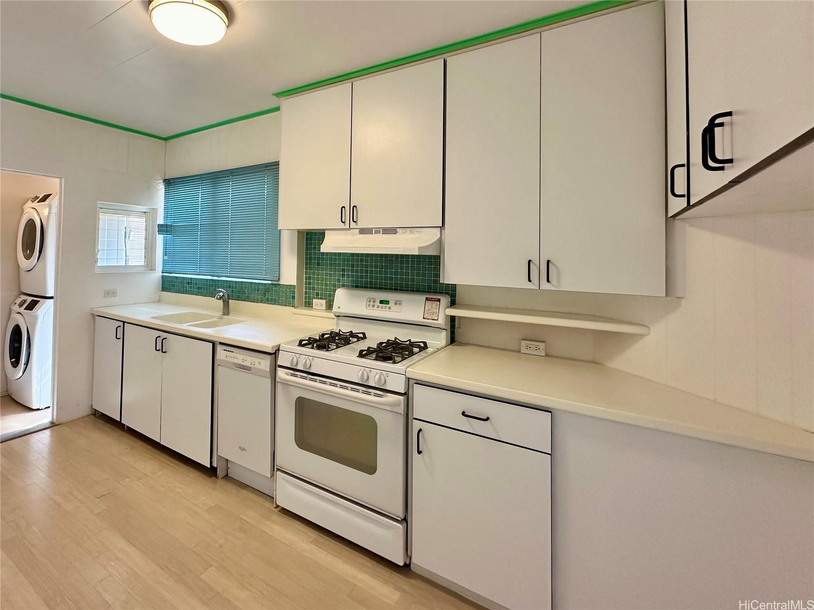 955 14th Ave Honolulu - Rental - photo 7 of 18