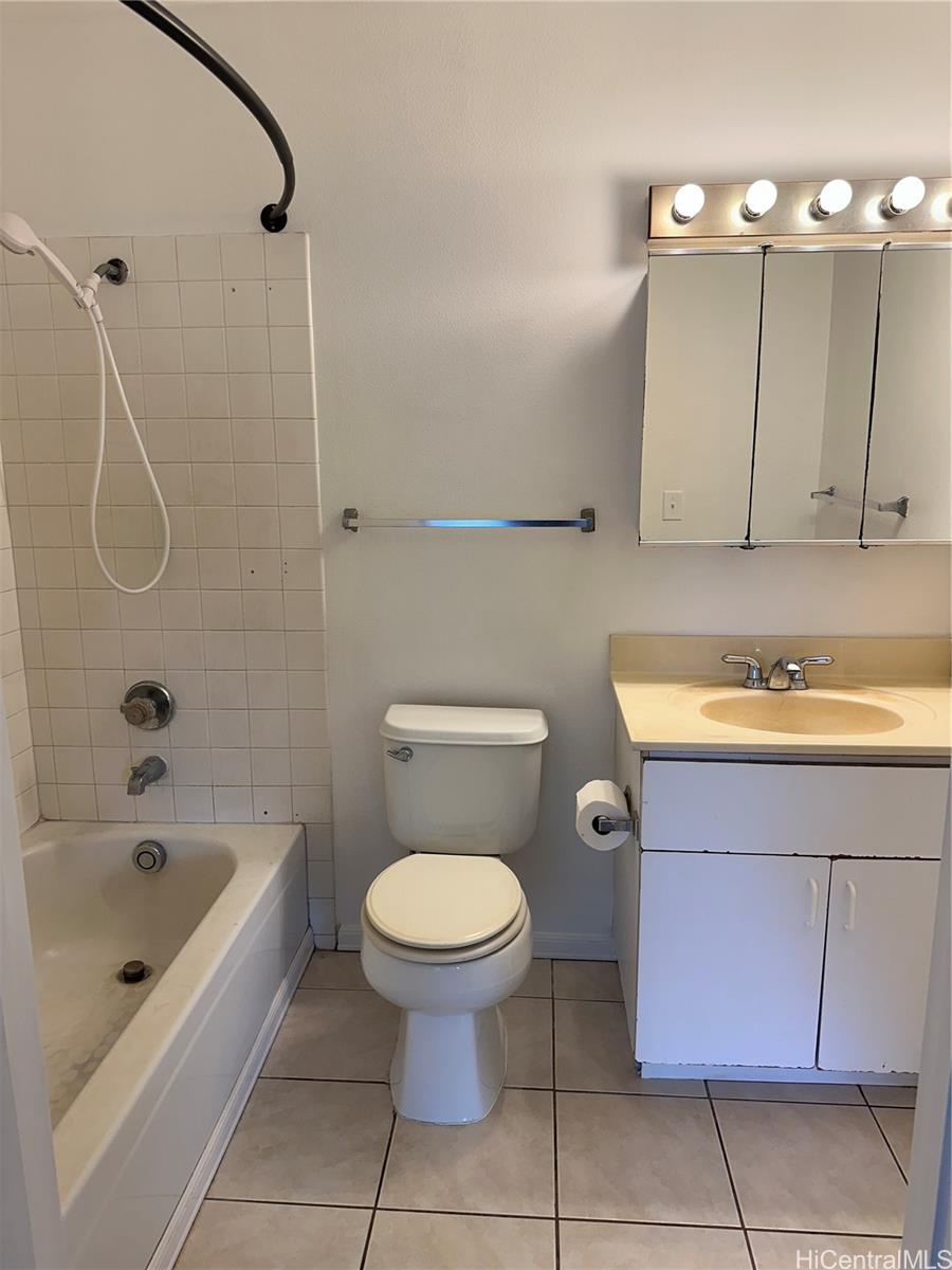 Ridge at Launani Valley condo # B202, Mililani, Hawaii - photo 11 of 11