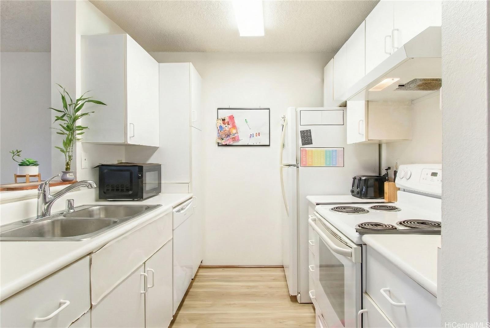 Ridge At Launani Valley condo # B202, Mililani, Hawaii - photo 5 of 23