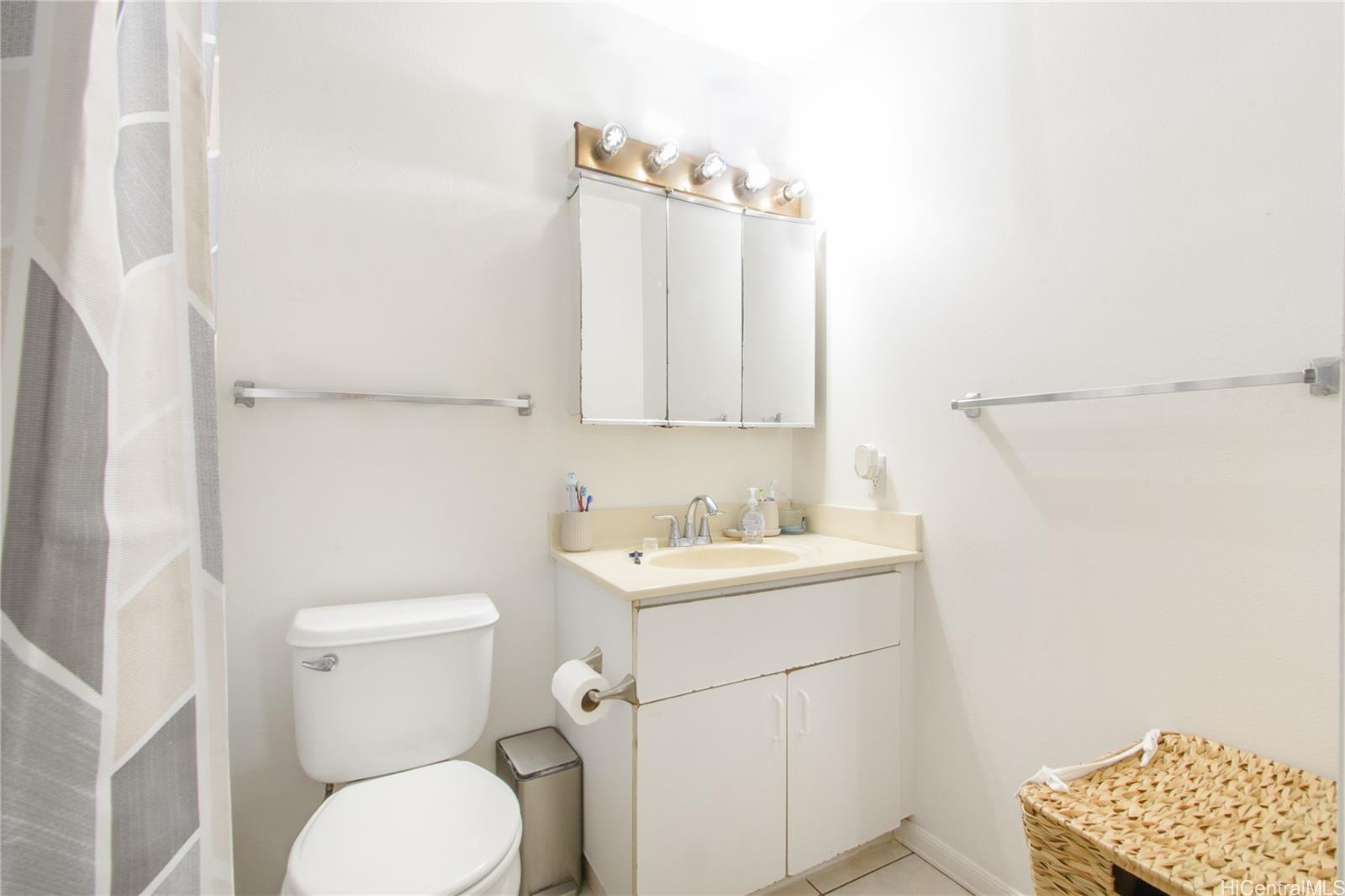 Ridge At Launani Valley condo # B202, Mililani, Hawaii - photo 10 of 23