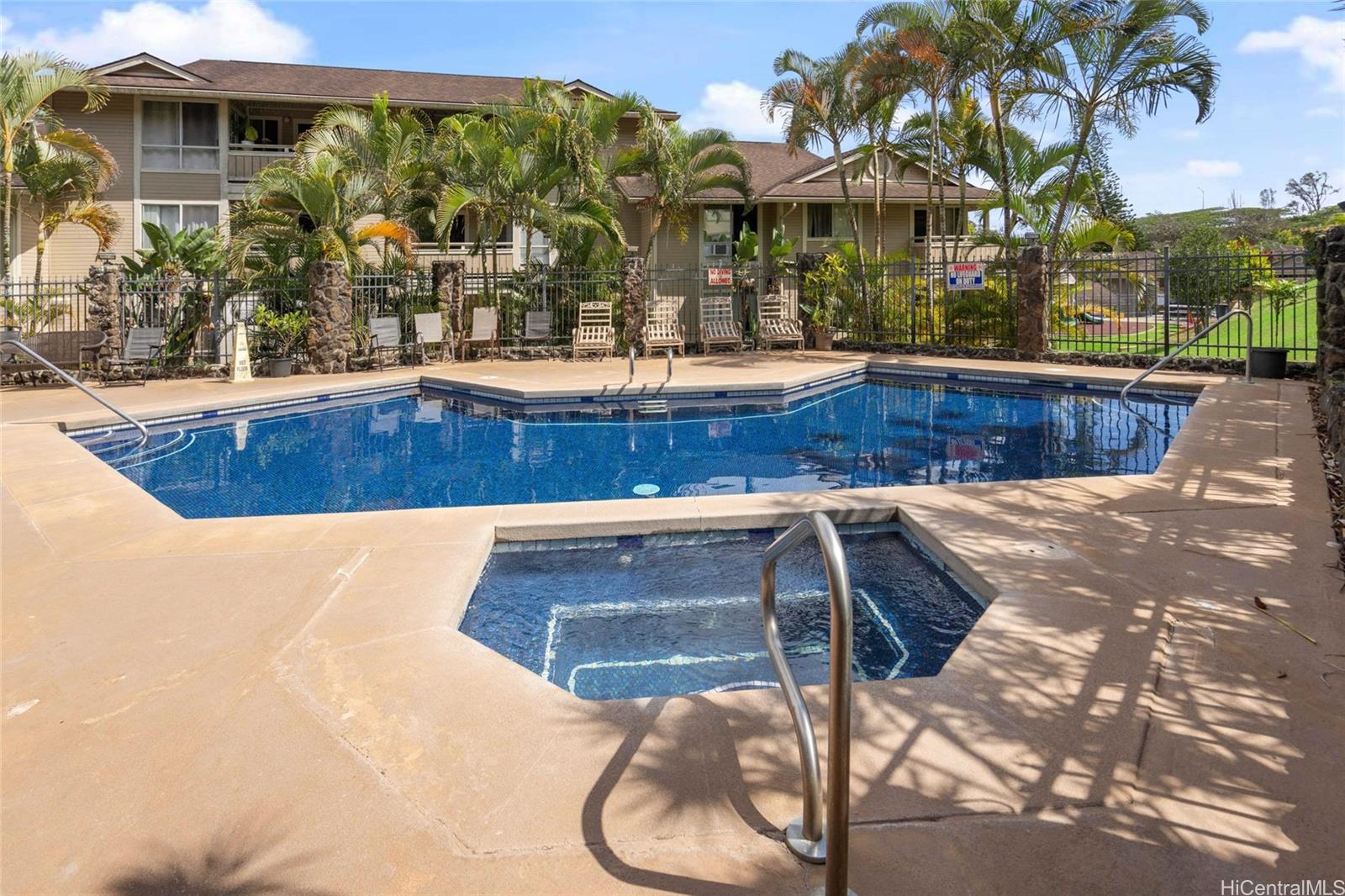 95-510 Wikao Street townhouse # B206, Mililani, Hawaii - photo 10 of 25