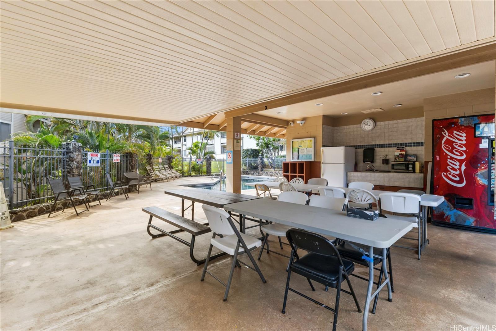 Launani Valley townhouse # D102, Mililani, Hawaii - photo 15 of 20