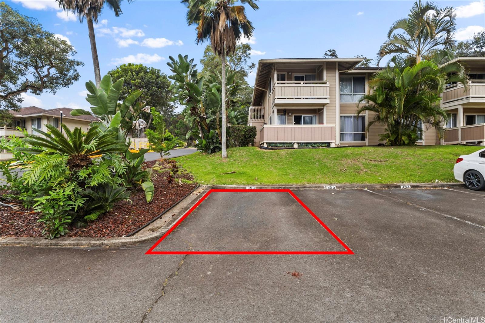 Launani Valley townhouse # D102, Mililani, Hawaii - photo 19 of 20