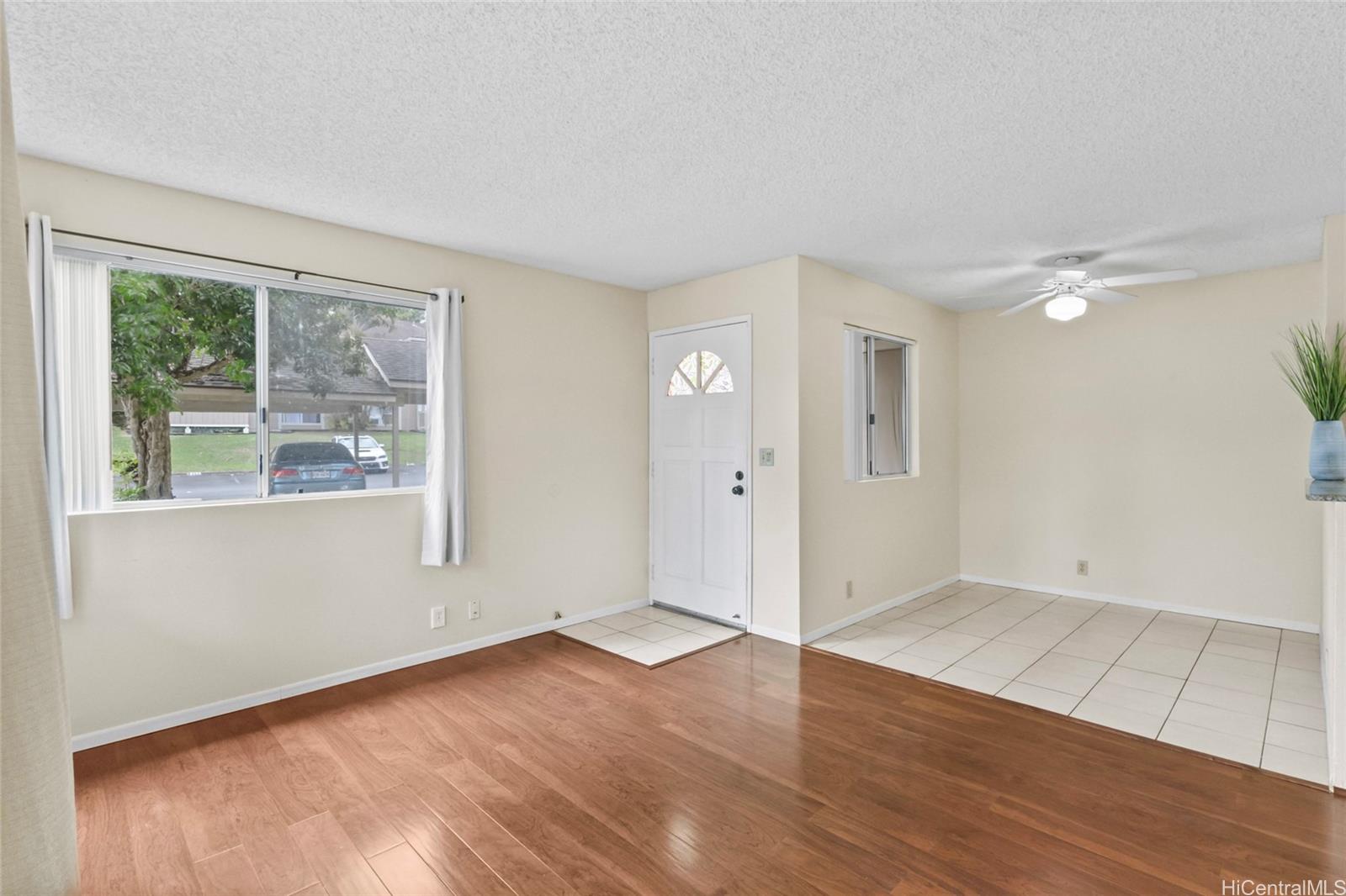 Launani Valley townhouse # D102, Mililani, Hawaii - photo 9 of 20