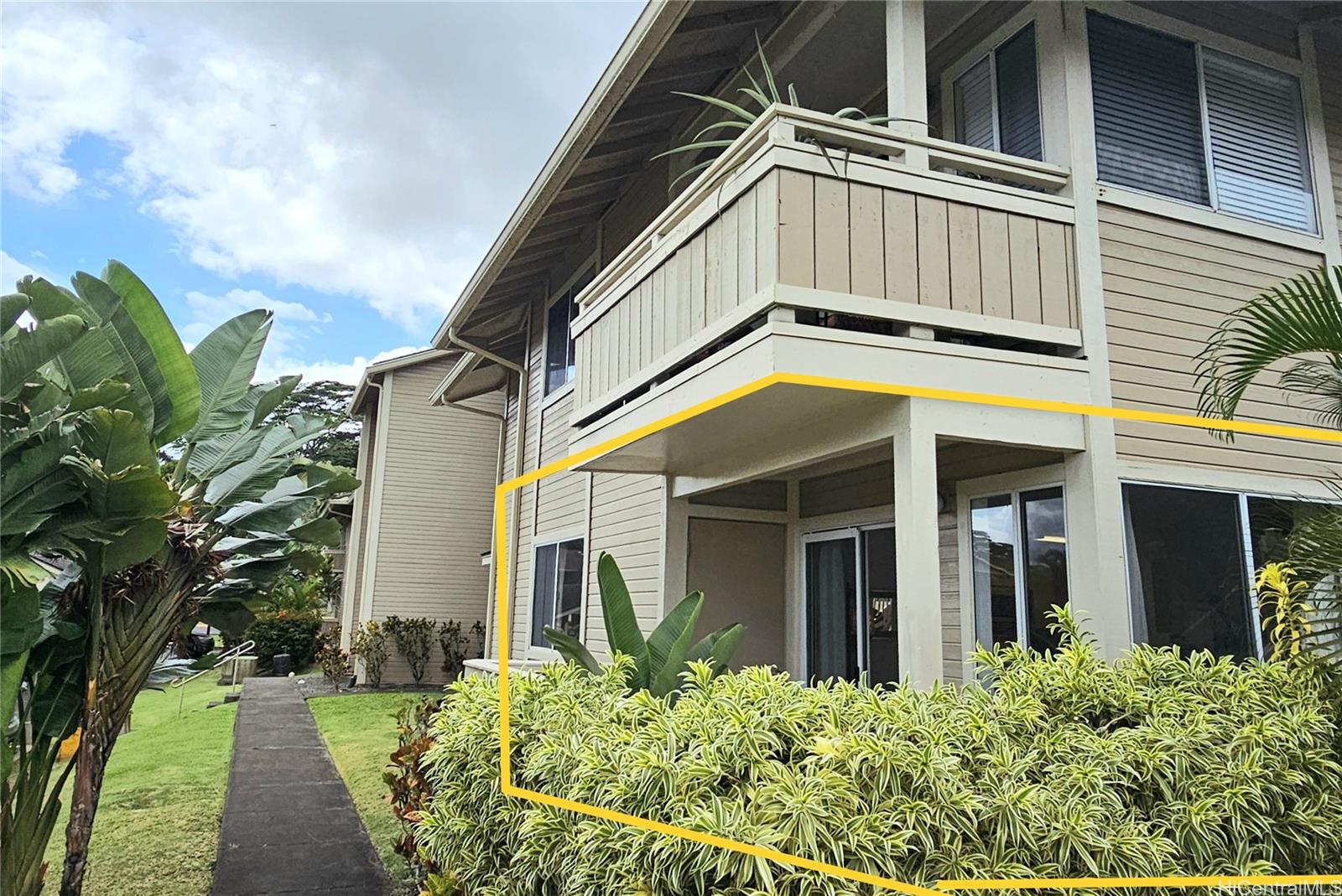 Launani Valley townhouse # D105, Mililani, Hawaii - photo 20 of 25