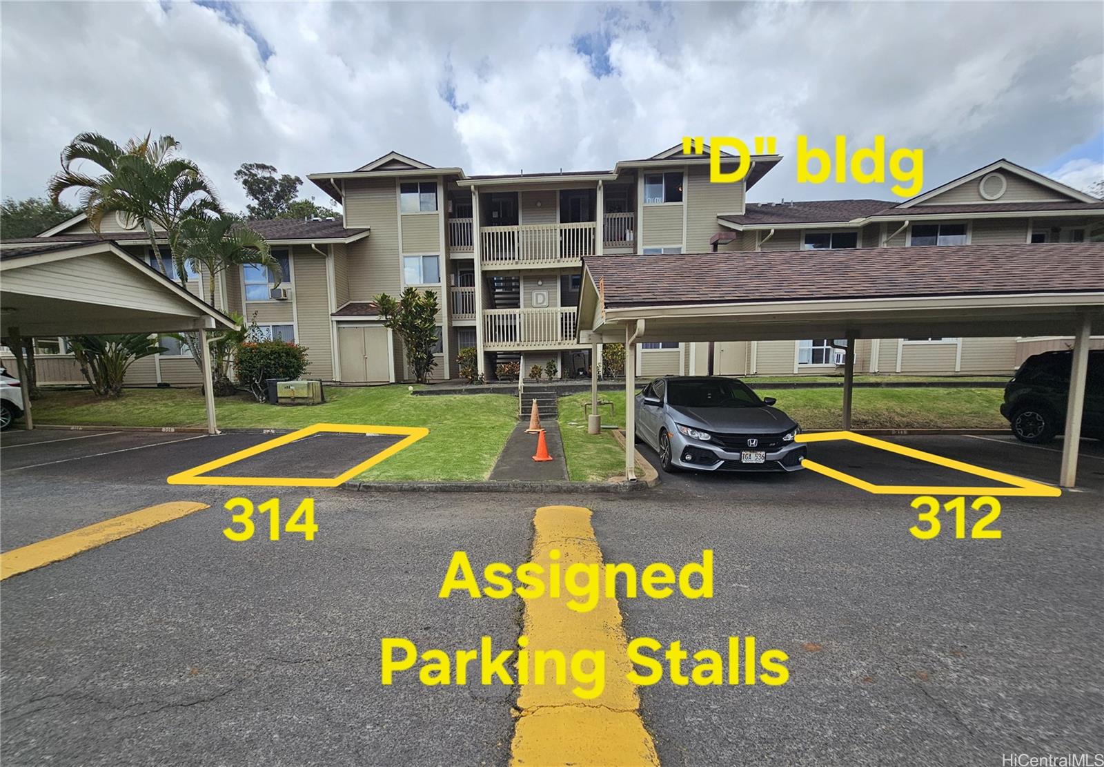 Launani Valley townhouse # D105, Mililani, Hawaii - photo 22 of 25