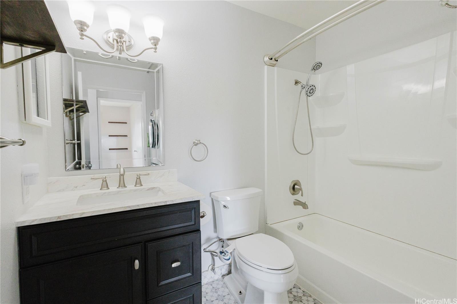 Launani Valley townhouse # D202, Mililani, Hawaii - photo 16 of 25