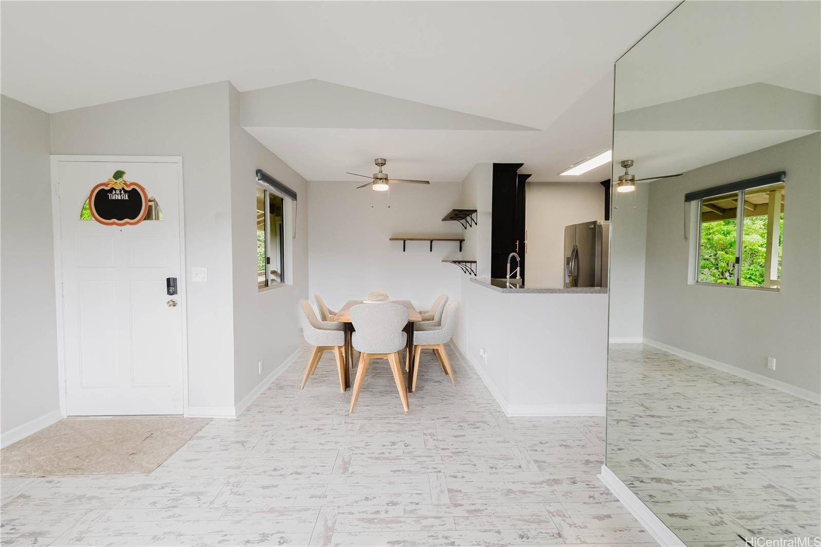 Launani Valley townhouse # D202, Mililani, Hawaii - photo 7 of 25