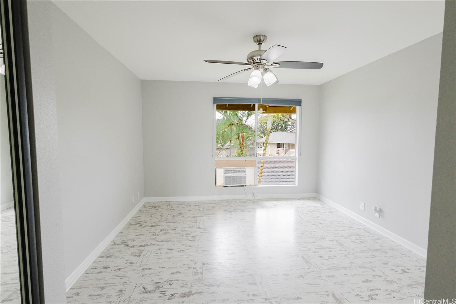 Launani Valley townhouse # D202, Mililani, Hawaii - photo 16 of 25