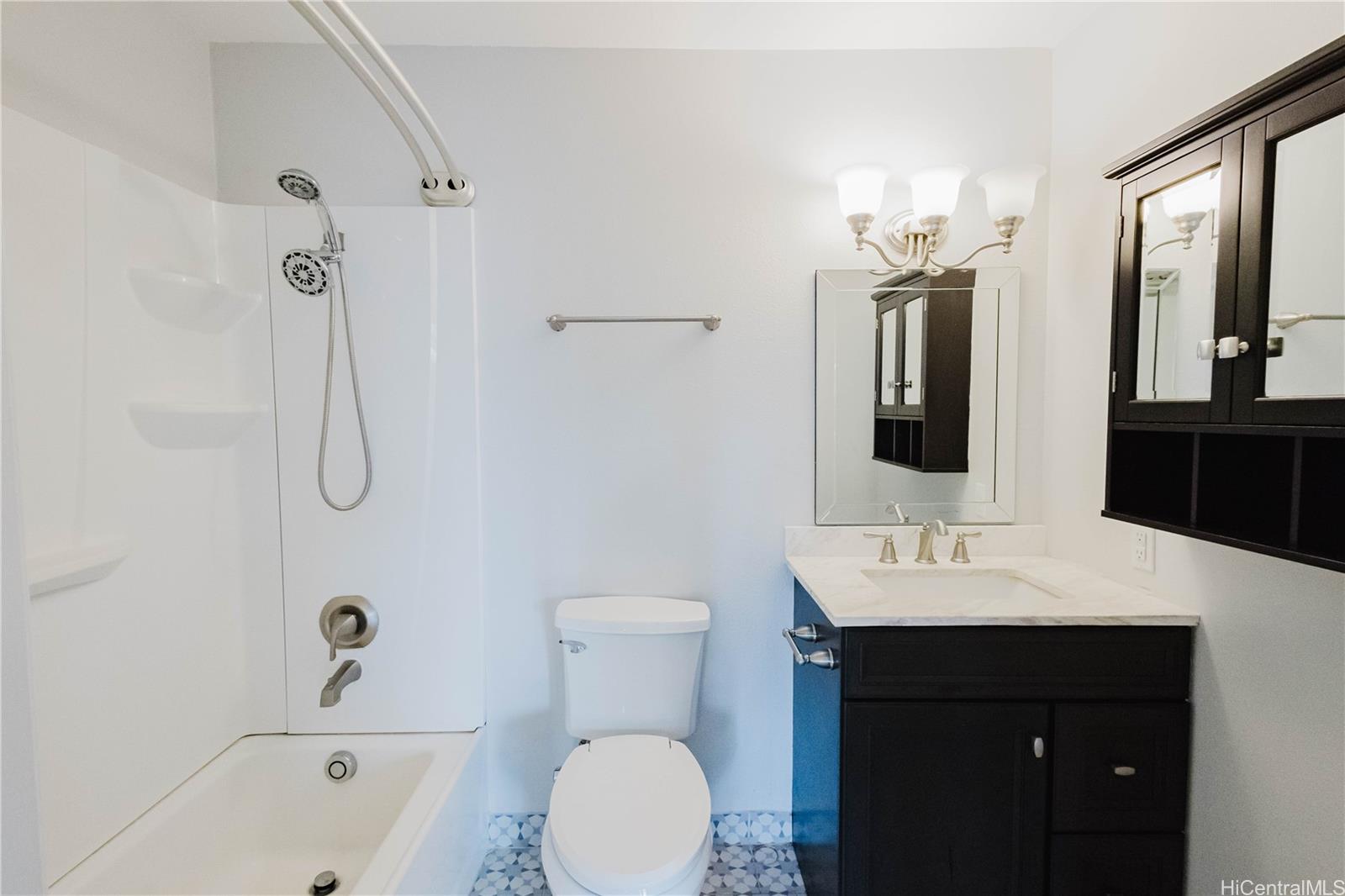 Launani Valley townhouse # D202, Mililani, Hawaii - photo 17 of 25