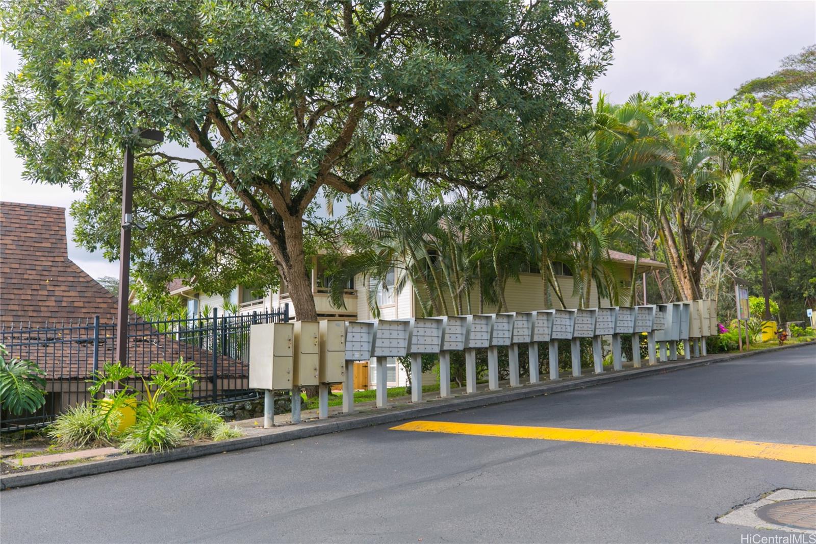 Ridge At Launani Valley condo # F303, Mililani, Hawaii - photo 24 of 25