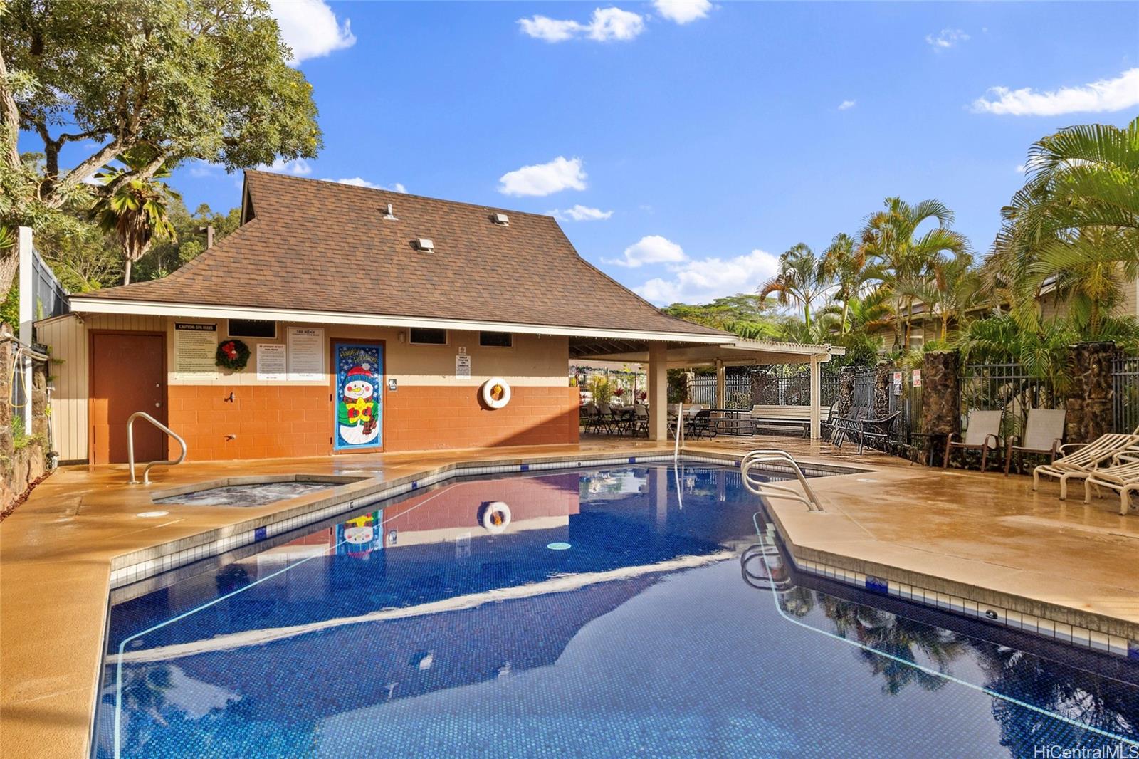 Ridge At Launani Valley condo # J102, Mililani, Hawaii - photo 15 of 18