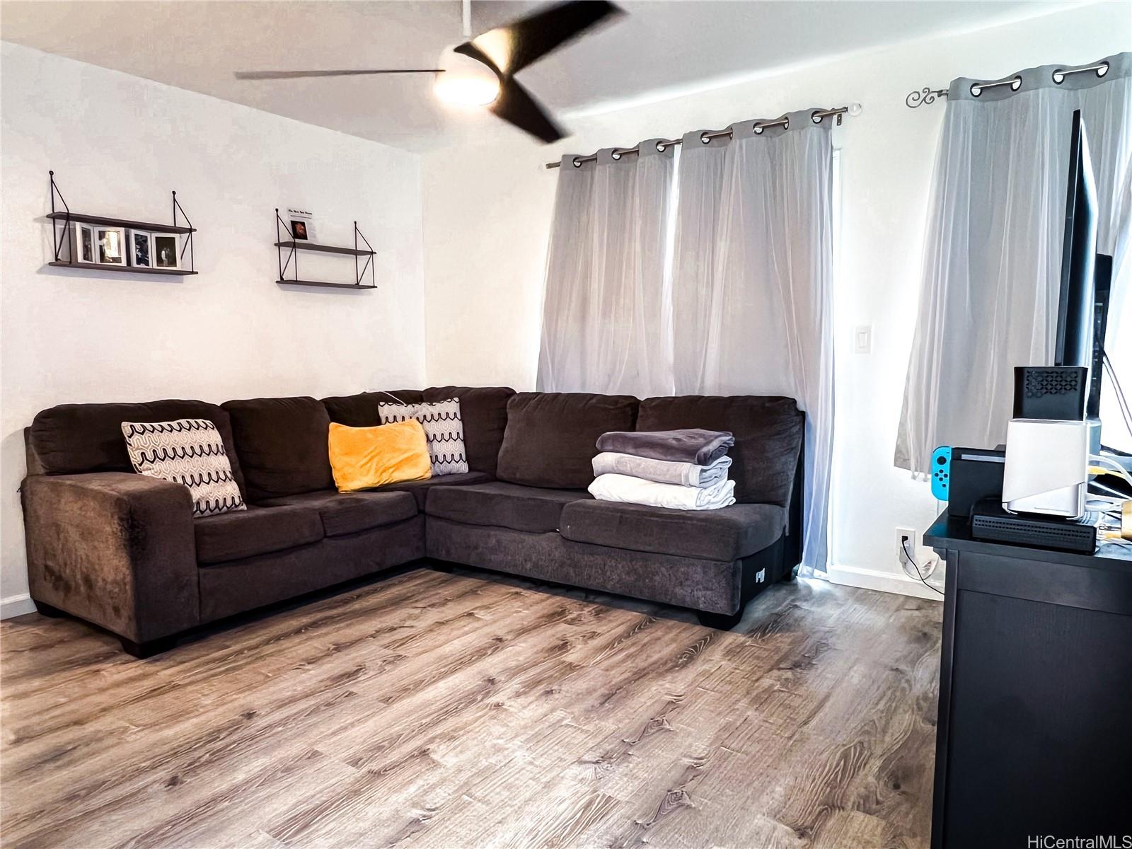 Ridge at Launani Valley condo # M106, Mililani, Hawaii - photo 7 of 10