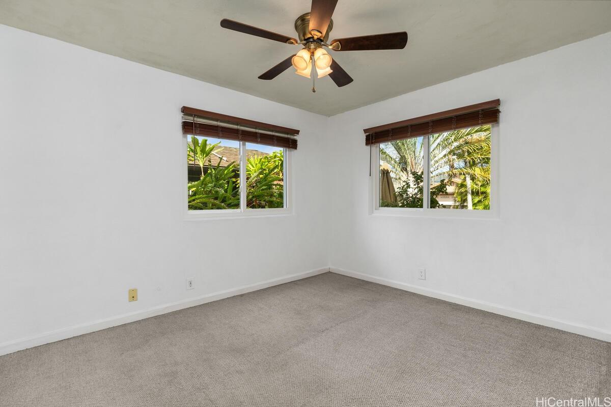 95-528  Awiki Street Mililani Area, Central home - photo 20 of 25