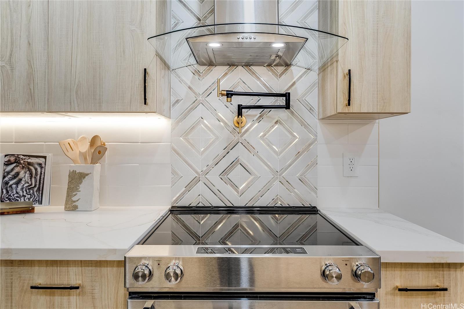 95-546  Wailoa Loop Mililani Area, Central home - photo 12 of 25