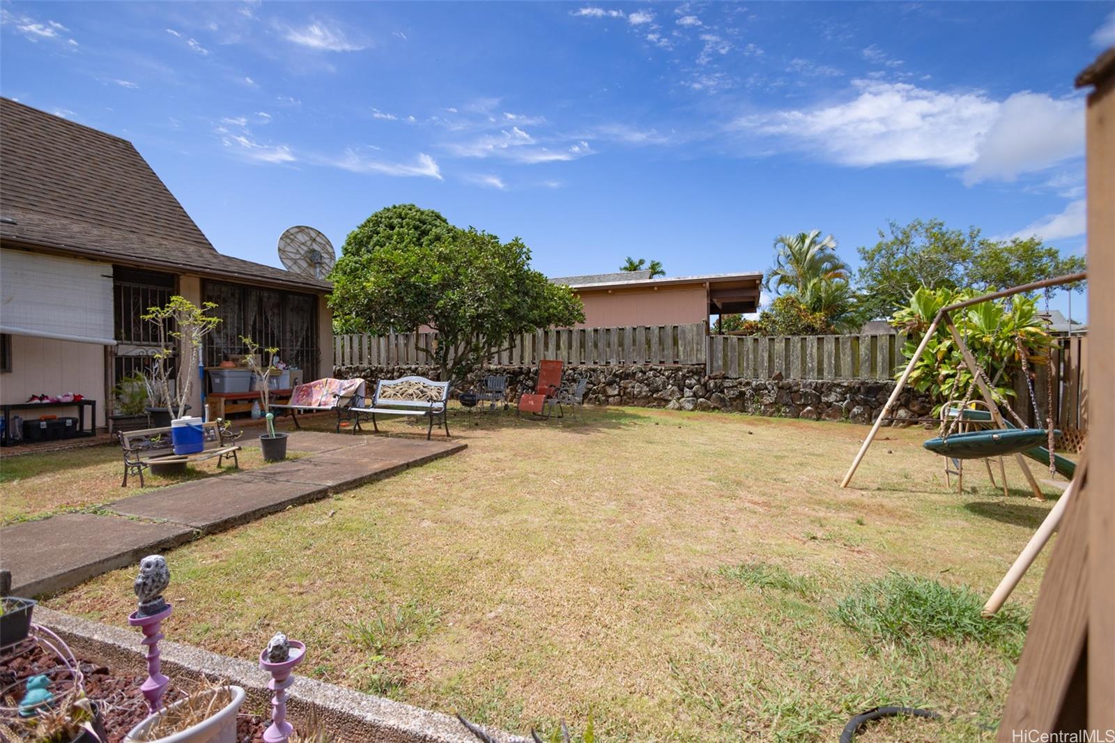 95-567  Wailoa Loop Mililani Area, Central home - photo 20 of 25