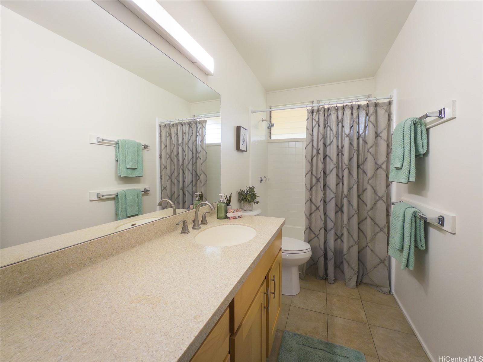 95-576  Naholoholo St Mililani Area, Central home - photo 16 of 22