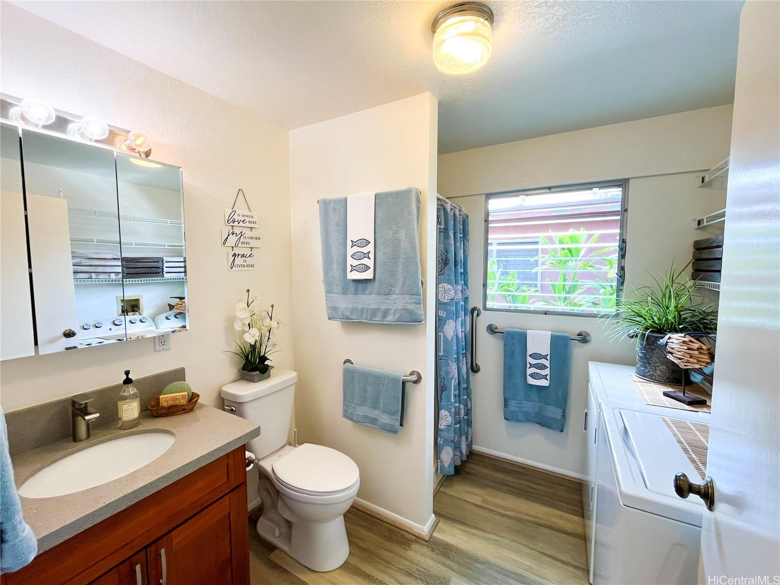 95-588  Nawenewene Circle Mililani Area, Central home - photo 13 of 25