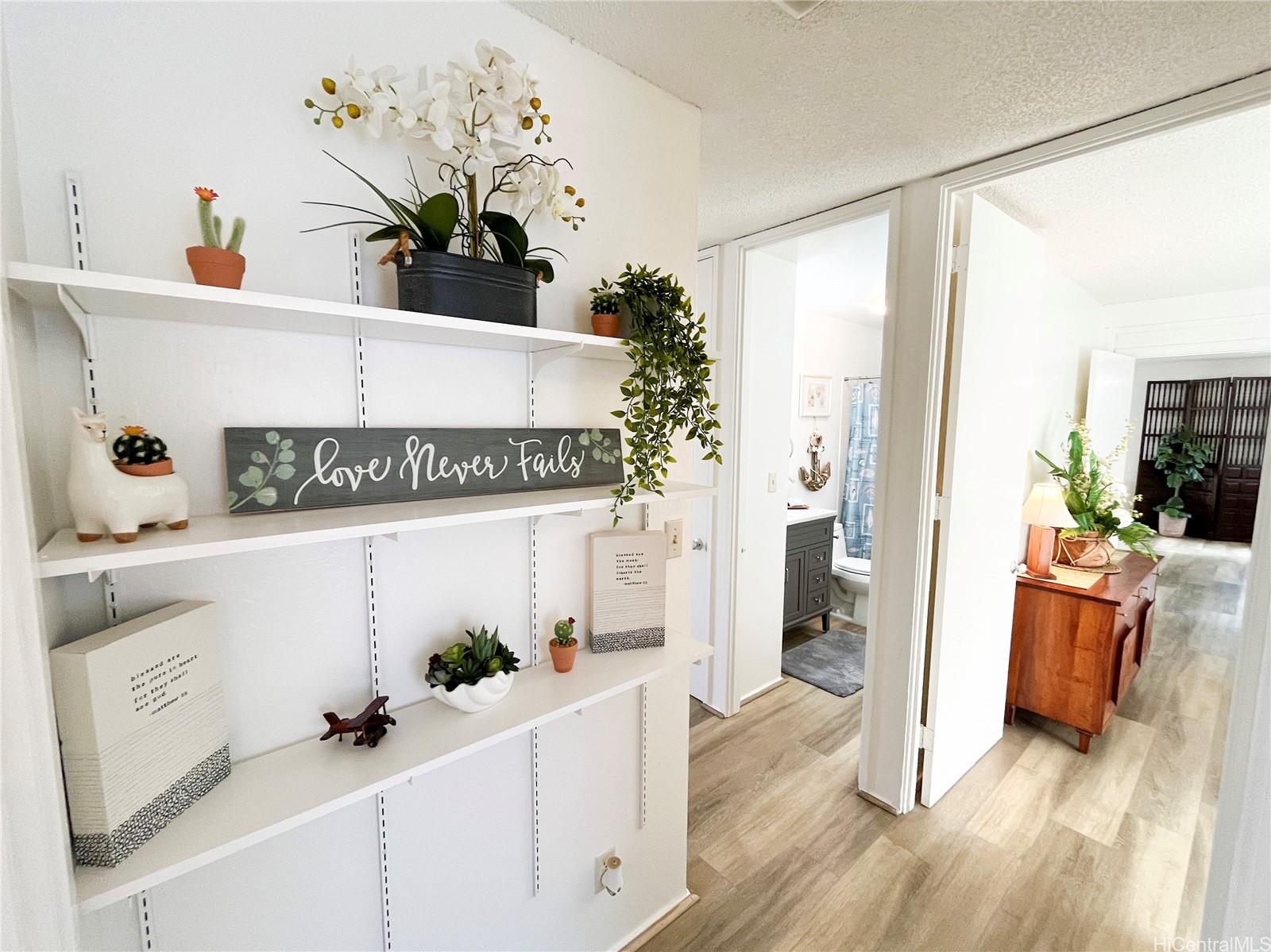 95-588  Nawenewene Circle Mililani Area, Central home - photo 15 of 25