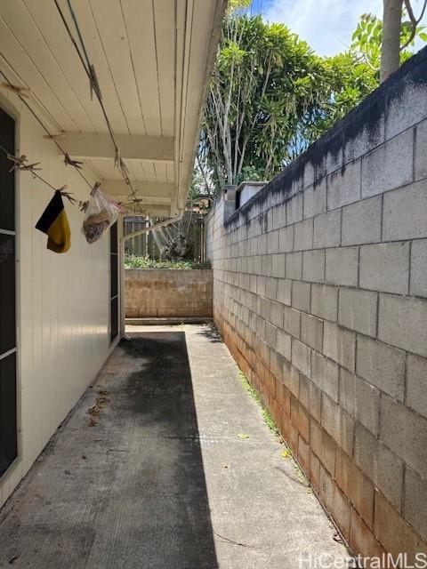 95-595  Naholoholo Street Mililani Area, Central home - photo 5 of 7
