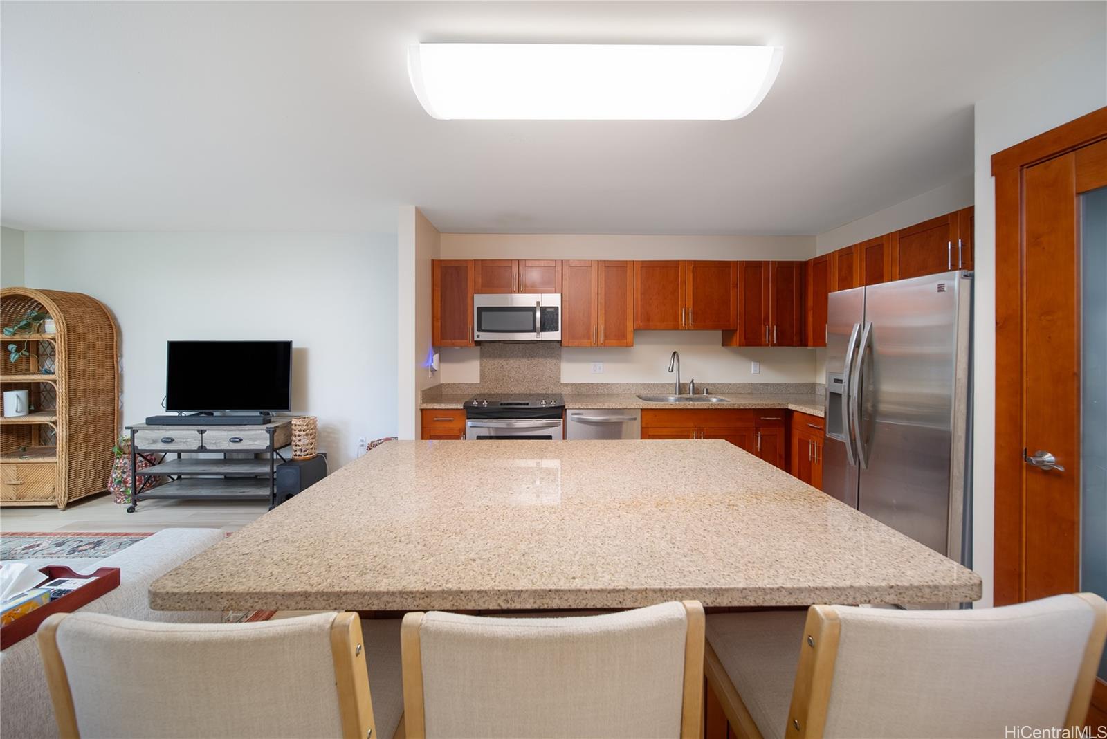 Sixty Parkside condo # C304, Mililani, Hawaii - photo 6 of 19