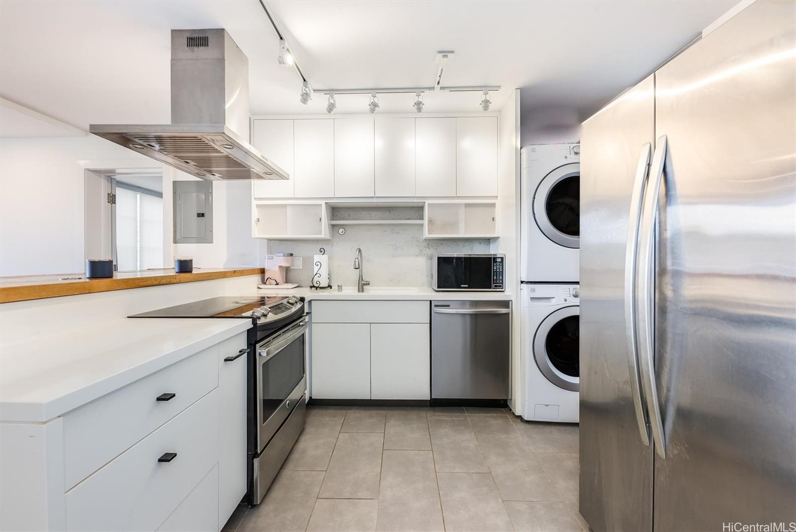 95-61 Waikalani Dr Mililani - Rental - photo 2 of 22