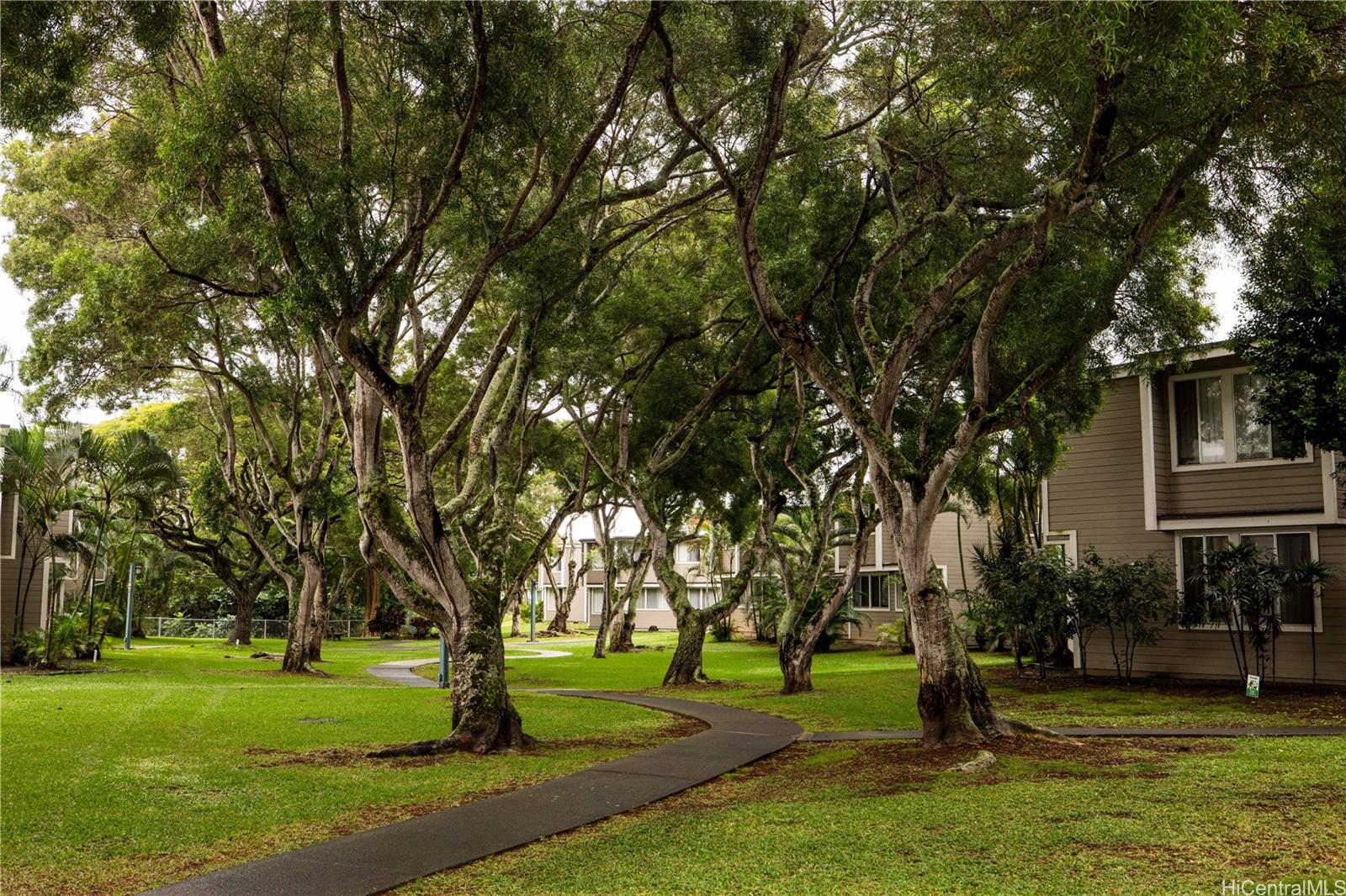 Mililani Town Association townhouse # G104, Mililani, Hawaii - photo 18 of 21