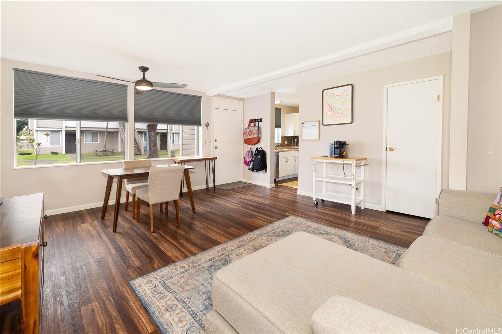 Mililani Town Association townhouse # G104, Mililani, Hawaii - photo 6 of 21