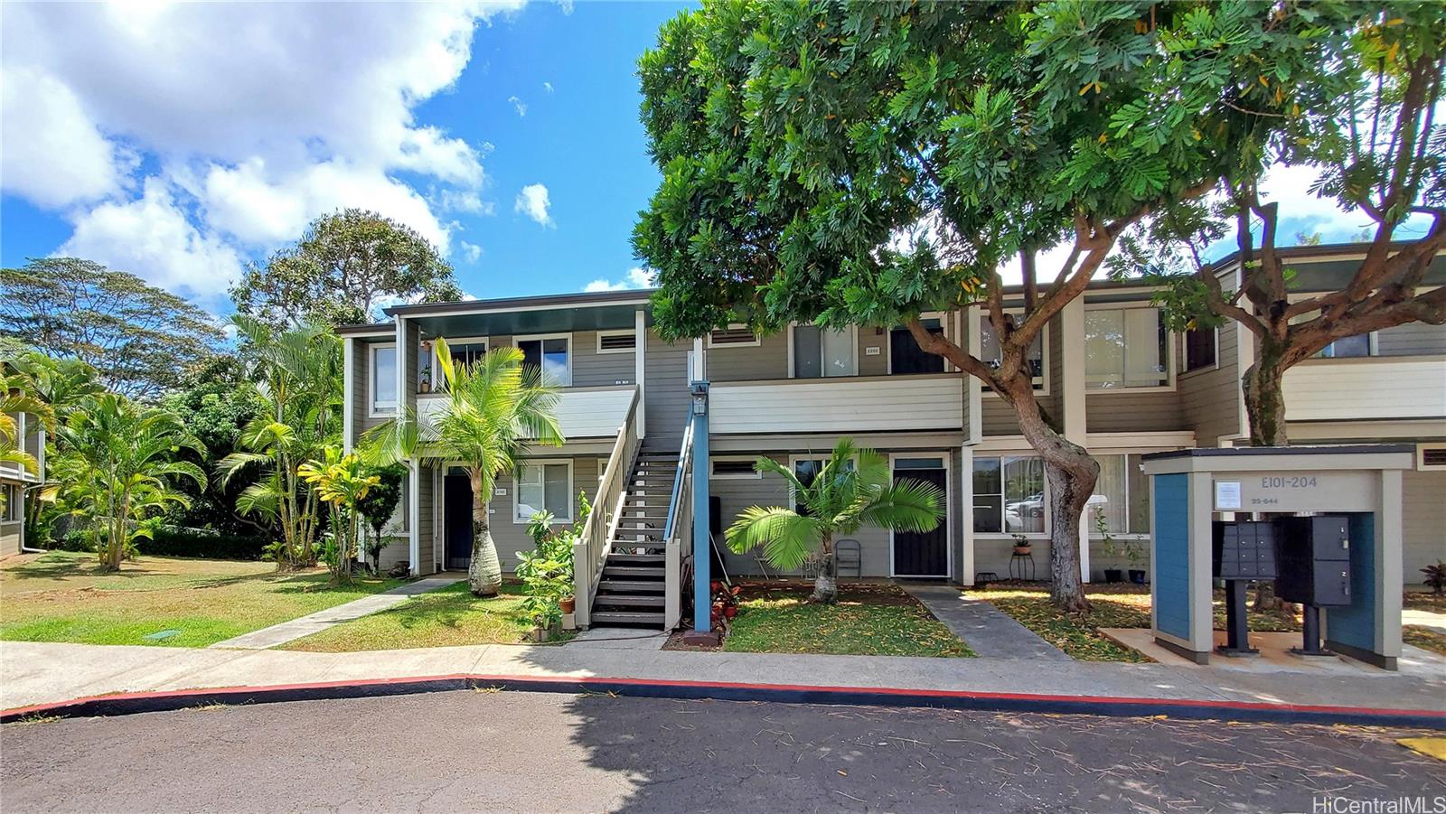 Mililani Town Association townhouse # E202, Mililani, Hawaii - photo 15 of 20