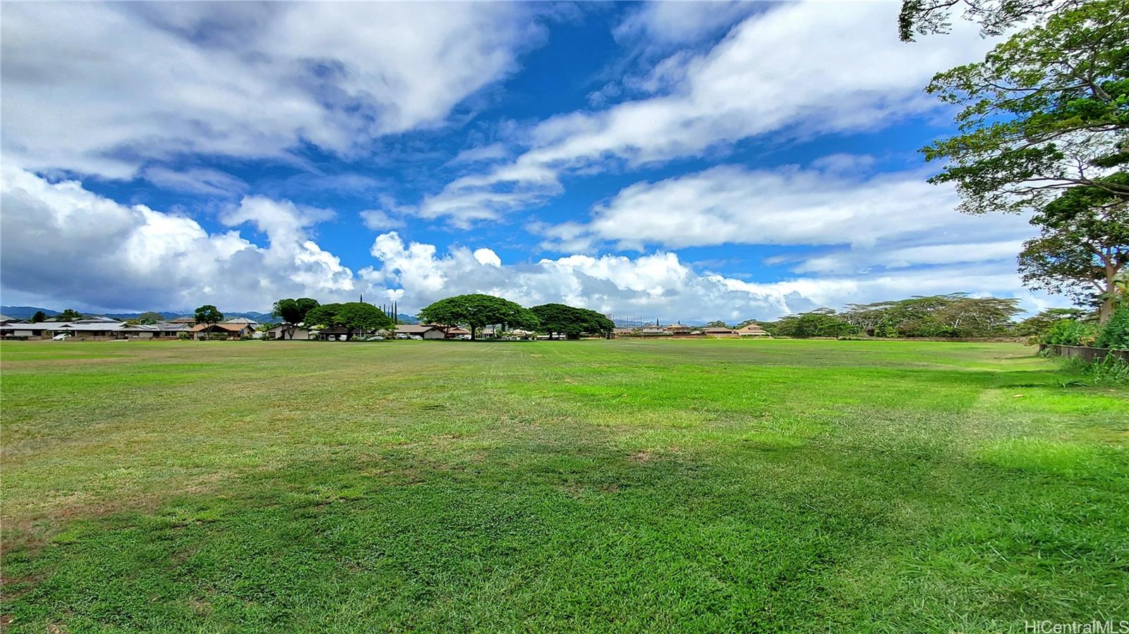 Mililani Town Association townhouse # E202, Mililani, Hawaii - photo 17 of 20