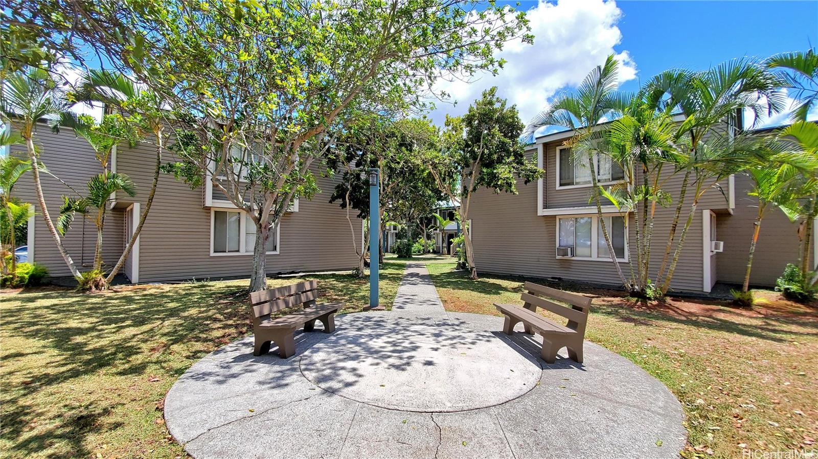 Mililani Town Association townhouse # E202, Mililani, Hawaii - photo 8 of 20