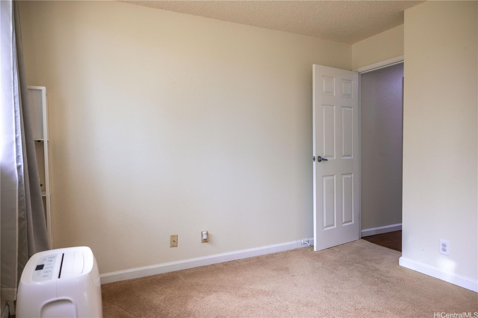 95-646 Hamumu St Mililani - Rental - photo 3 of 15