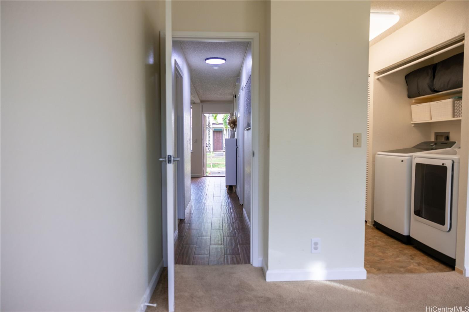 95-646 Hamumu St Mililani - Rental - photo 5 of 15