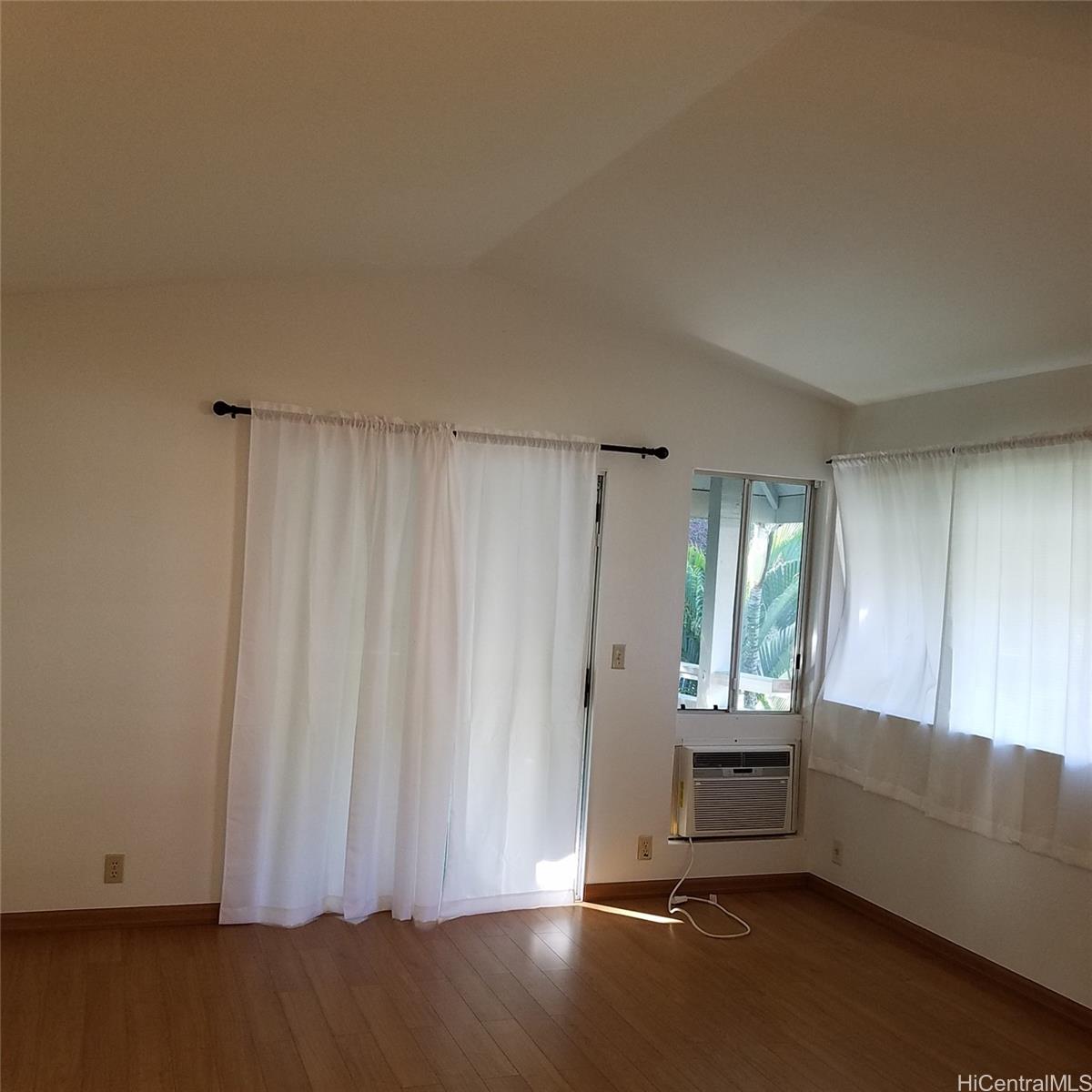 Launani Valley townhouse # K206, Mililani, Hawaii - photo 3 of 18