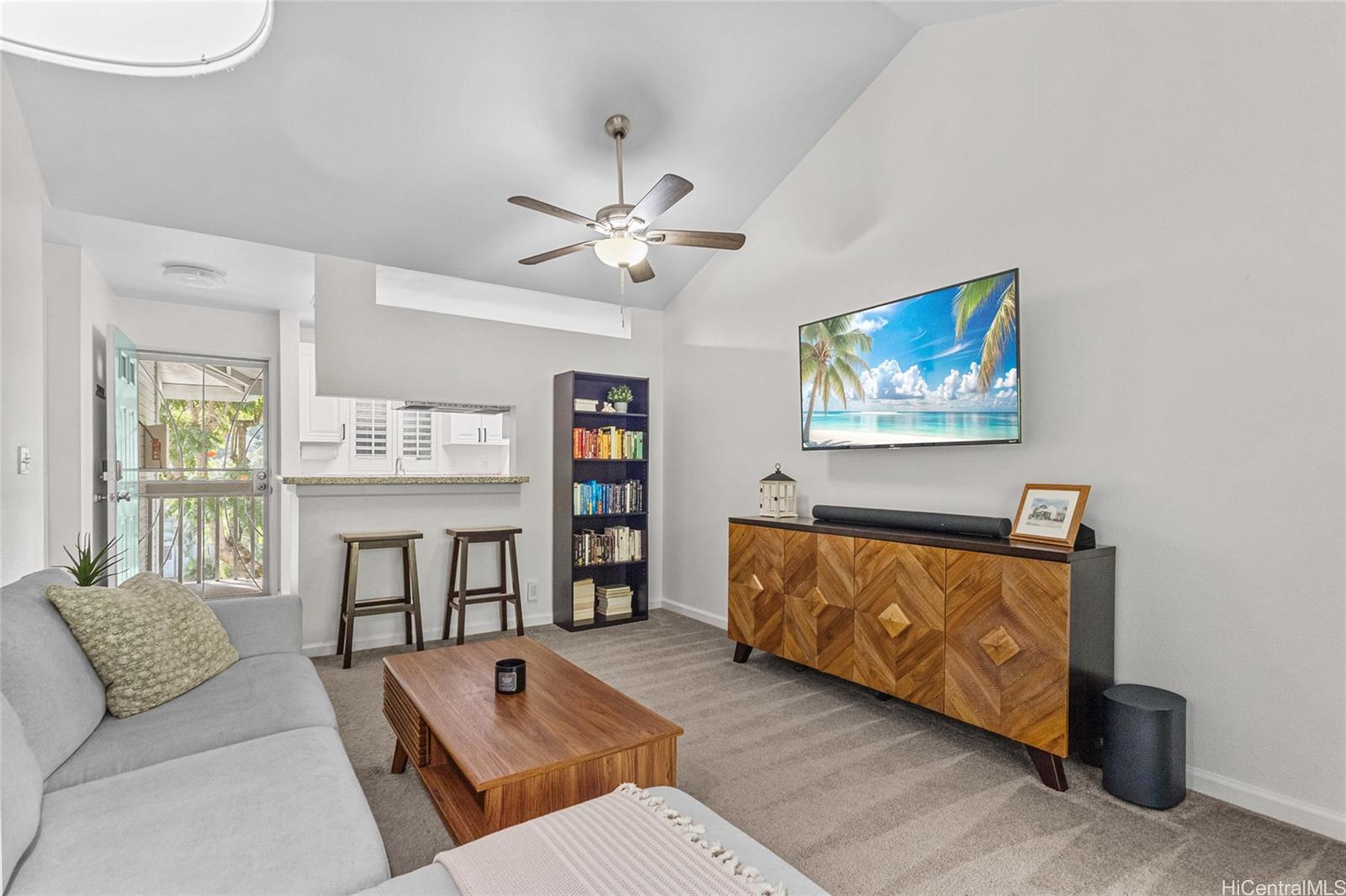 Gardens At Launani Vly 2 condo # K304, Mililani, Hawaii - photo 3 of 24